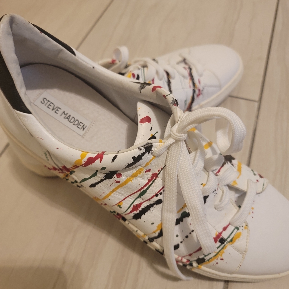 Steve Madden Athletic shoes, size 12....multicolored